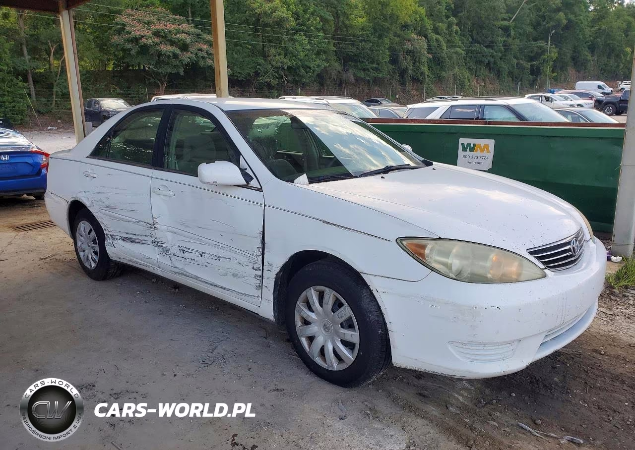 2005 Toyota Camry Le VIN:4T1BE32K95U617953 - 4