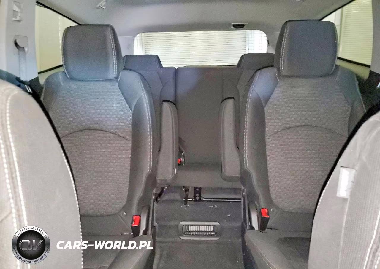 2017 Chevrolet Traverse Lt VIN:1GNKVHKD4HJ220666 - 10