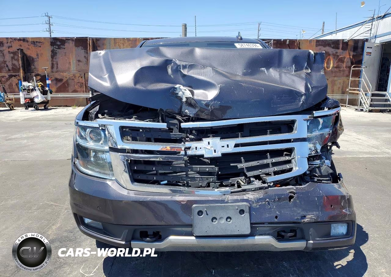 2018 Chevrolet Suburban K1500 Lt VIN:1GNSKHKC5JR232400 - 5