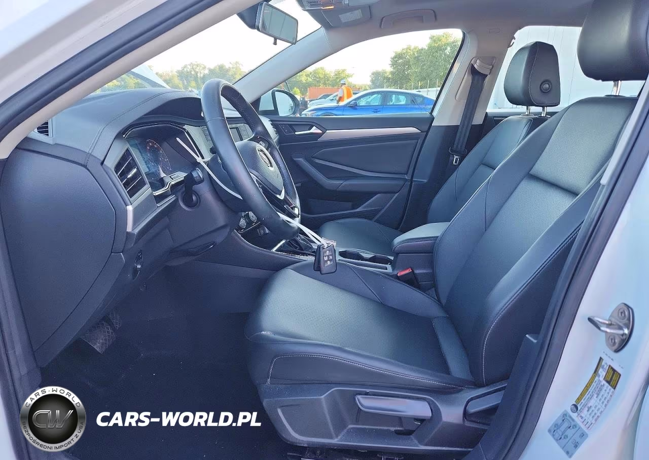 2019 Volkswagen Jetta S VIN:3VWC57BU8KM204369 - 7