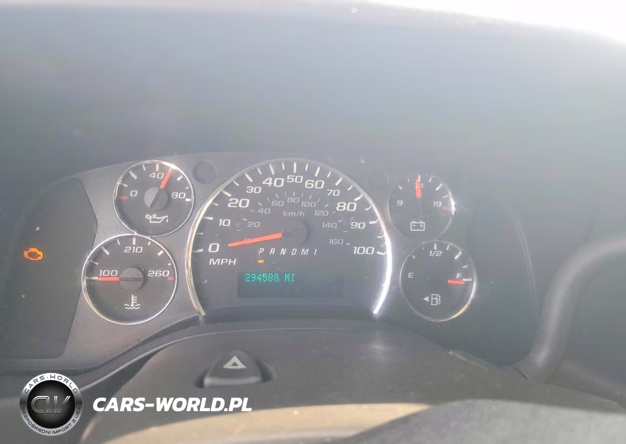 2017 Chevrolet Express 2500 Cargo Delivery Van VIN:1GCWGAFF9H1338753 - 9