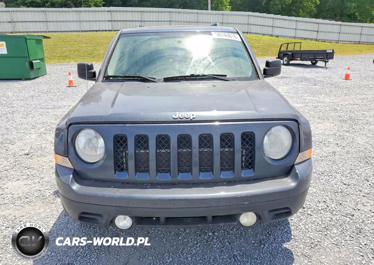 2015 Jeep Patriot Latitude VIN:1C4NJPFB5FD131463 - 5
