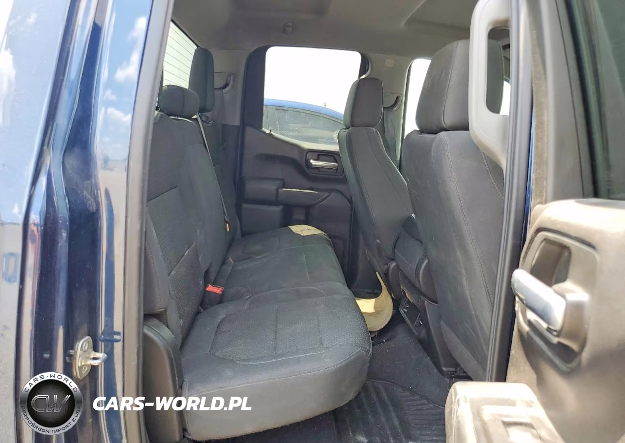 2020 Chevrolet Silverado K1500 Custom VIN:1GCRYBEK1LZ226327 - 10