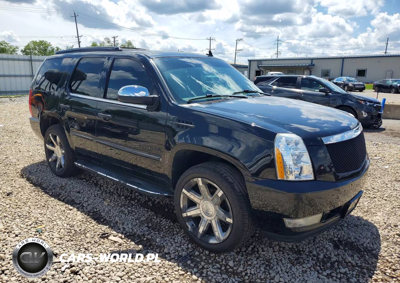 2012 Cadillac Escalade VIN:1GYS4AEF0CR203075 - 4