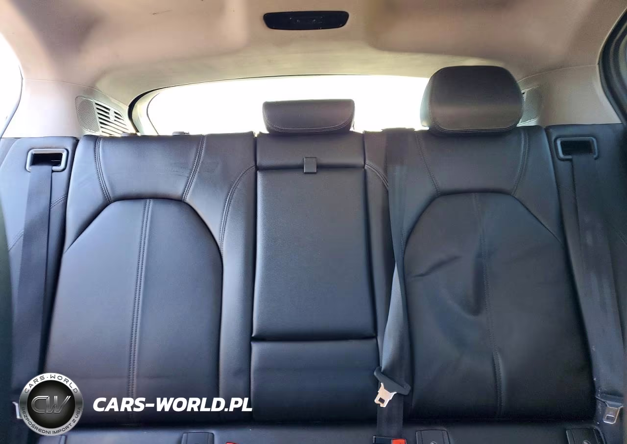 2021 Alfa Romeo Stelvio Sport VIN:ZASPAKAN6M7D10241 - 10