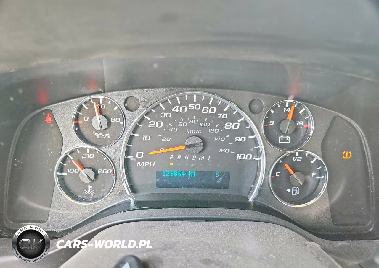 2017 GMC Savana G2500 VIN:1GTW7BFG7H1220831 - 9