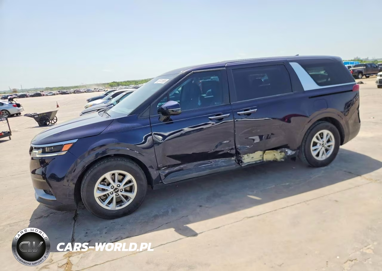 2023 Kia Carnival Lx