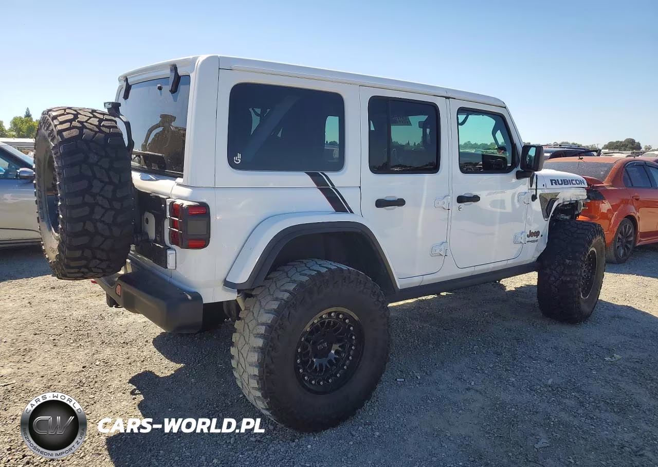 2018 Jeep Wrangler Unlimited Rubicon VIN:1C4HJXFG3JW258394 - 3