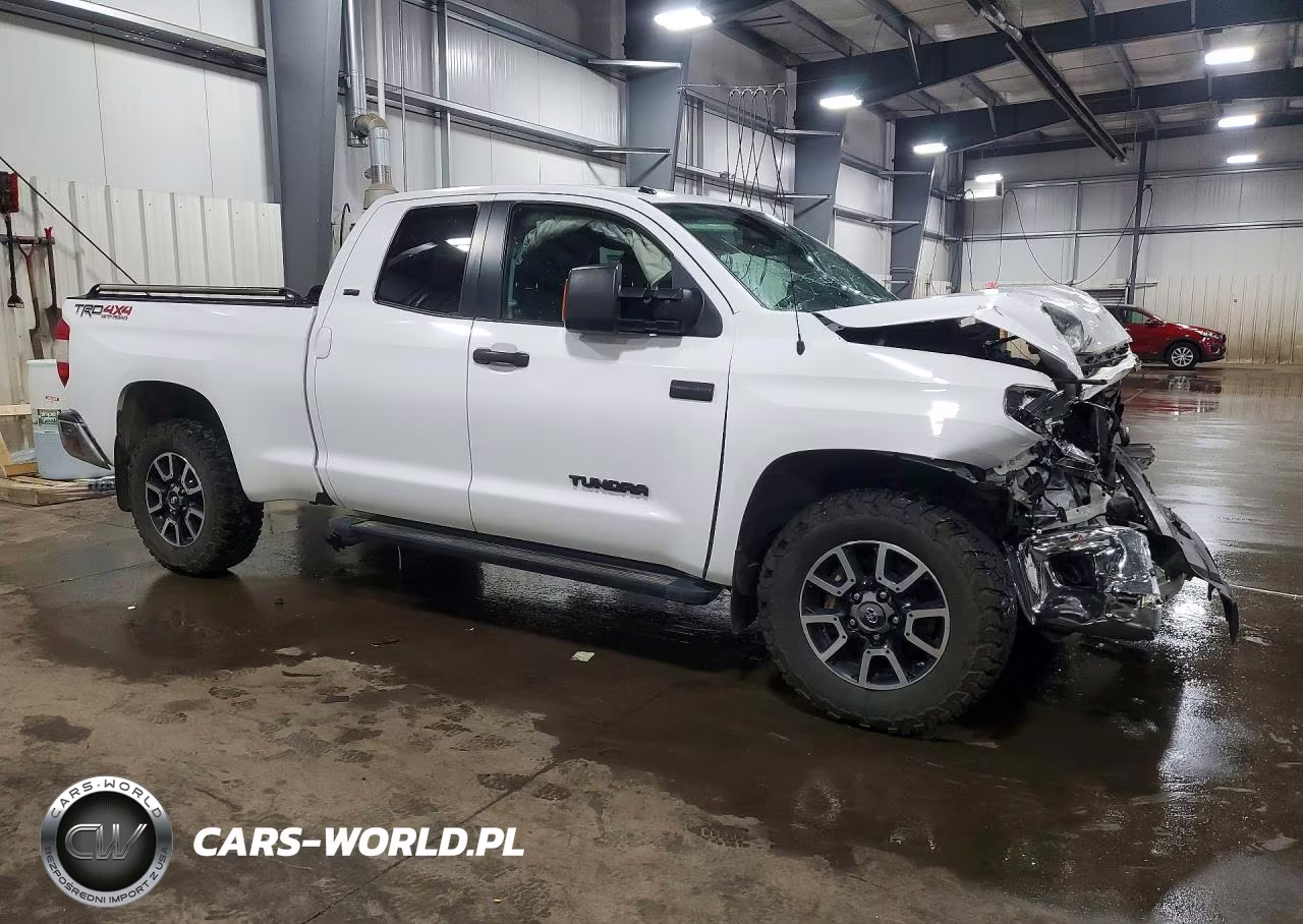 2018 Toyota Tundra Sr5 VIN:5TFUW5F1XJX740760 - 4