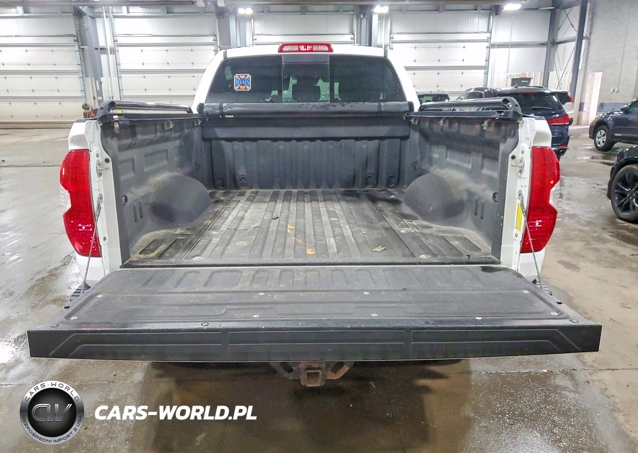 2018 Toyota Tundra Sr5 VIN:5TFUW5F1XJX740760 - 6