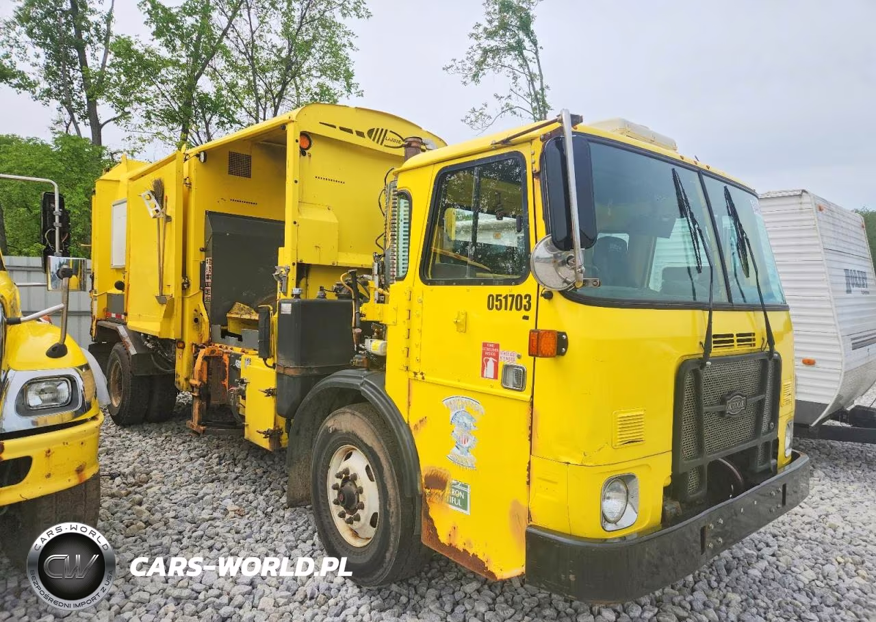 2014 Autocar Xpeditor VIN:5VCA3SVF5EH216233 - 9