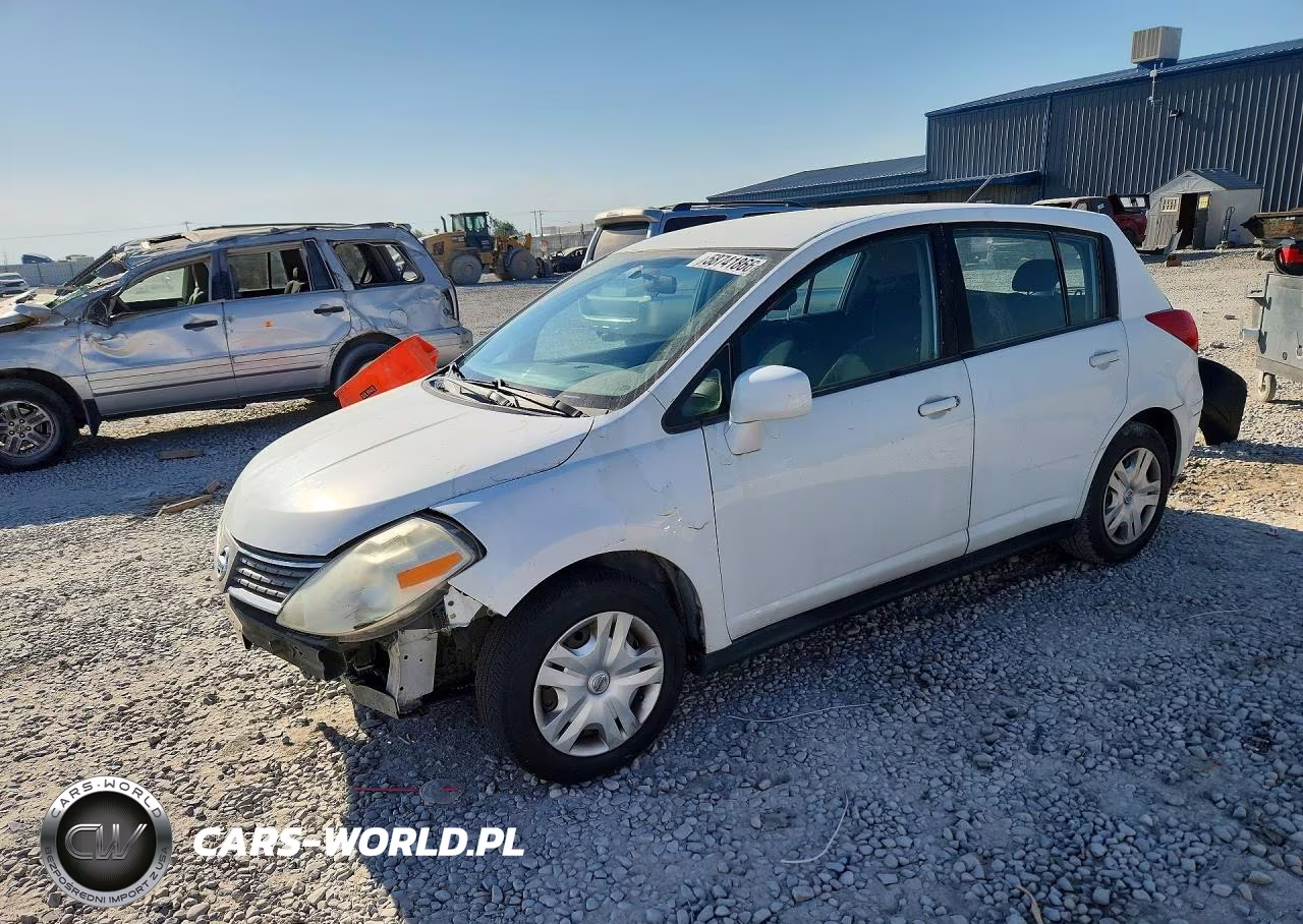 2010 Nissan Versa 1.8 S