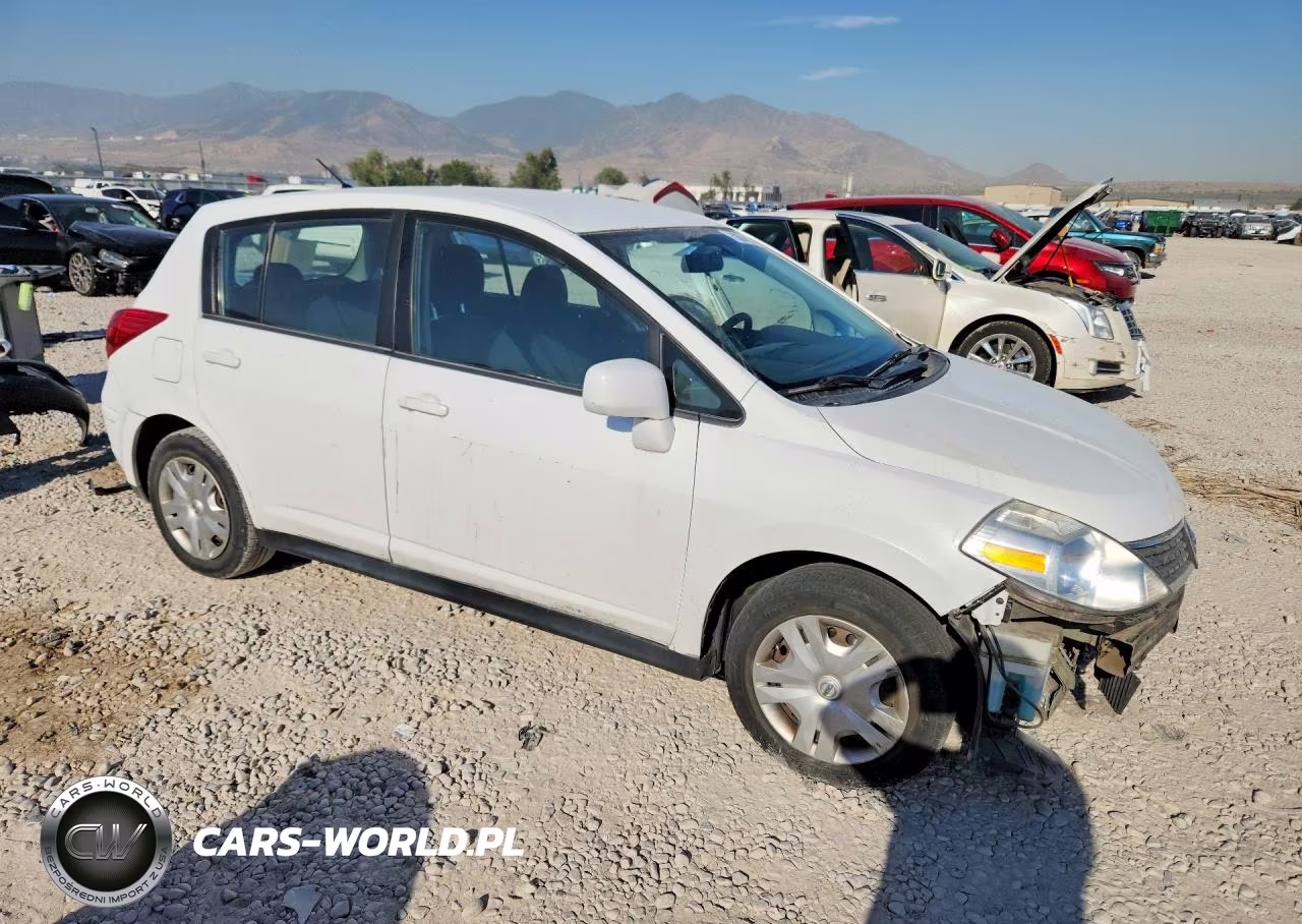 2010 Nissan Versa 1.8 S VIN:3N1BC1CP7AL438486 - 4