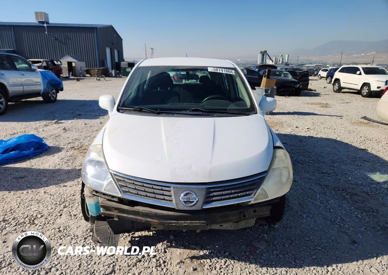 2010 Nissan Versa 1.8 S VIN:3N1BC1CP7AL438486 - 5