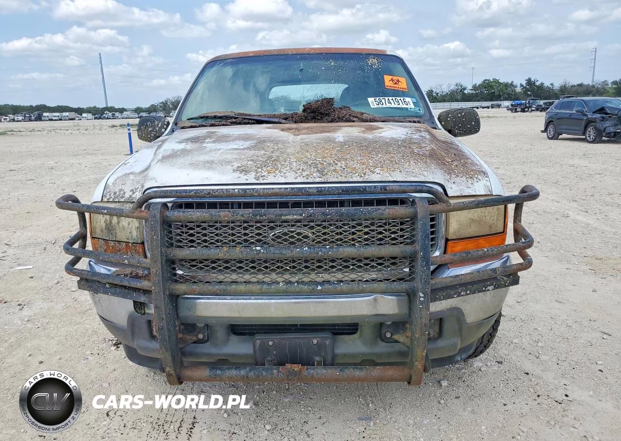 2000 Ford Excursion Xlt VIN:1FMNU40L3YEA95613 - 5
