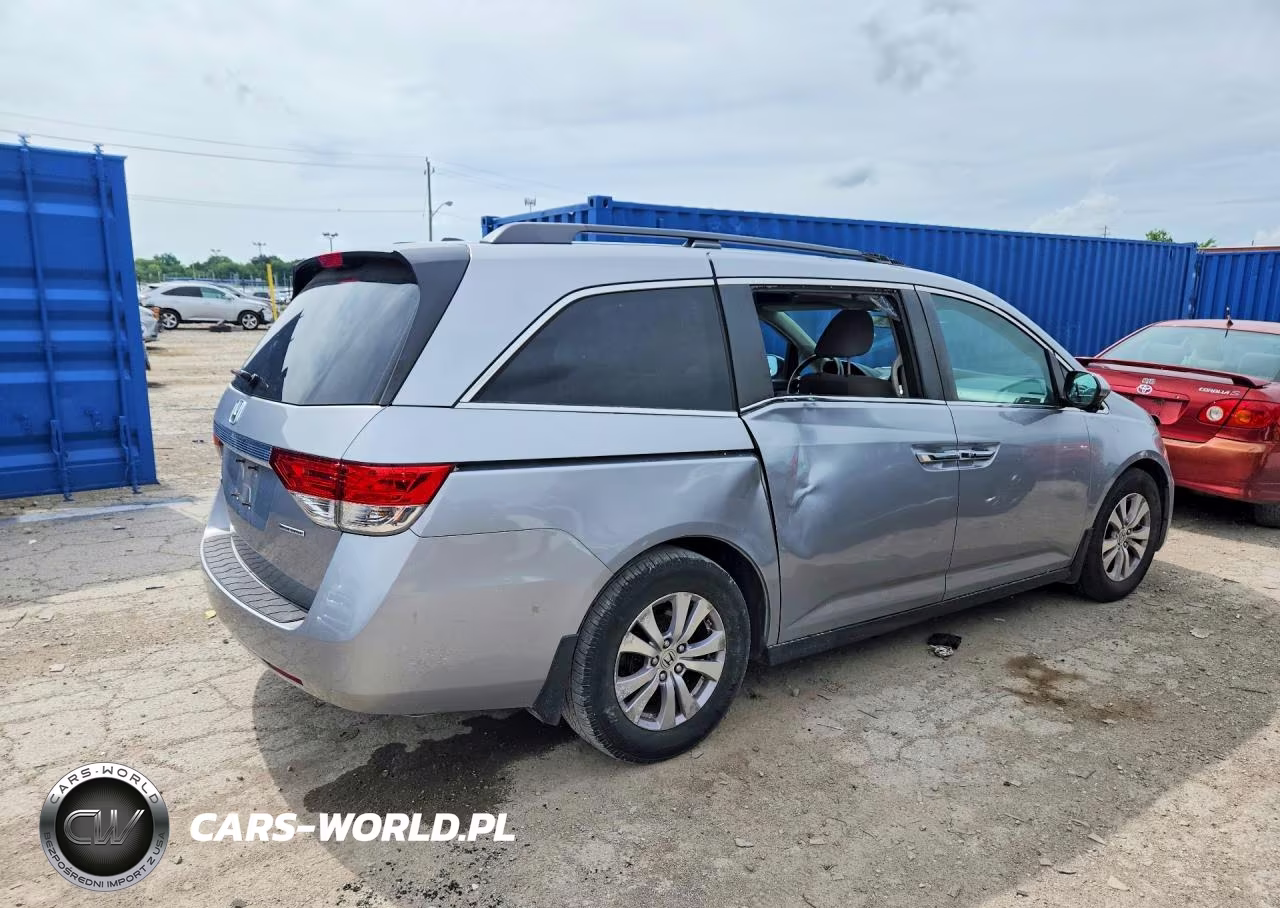 2016 Honda Odyssey Se VIN:5FNRL5H3XGB041371 - 3