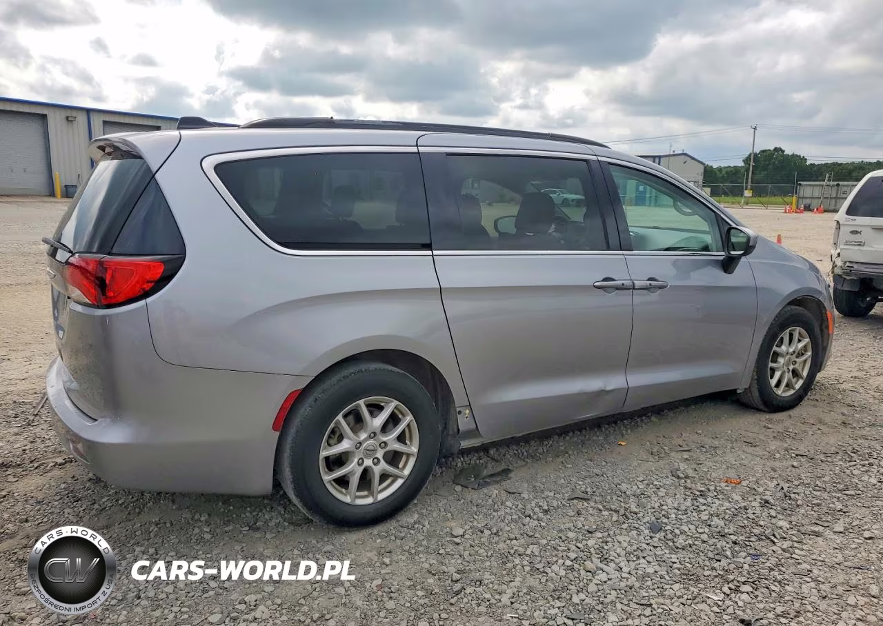 2021 Chrysler Voyager Lxi VIN:2C4RC1DG2MR538335 - 3