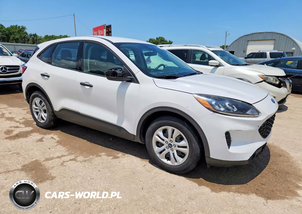2020 Ford Escape S VIN:1FMCU0F64LUA33265 - 4