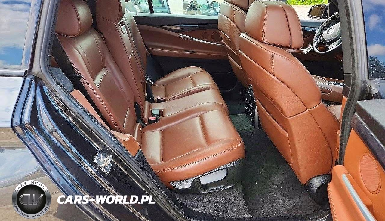 2012 BMW 550 Xigt VIN:WBASP4C53CC341945 - 11