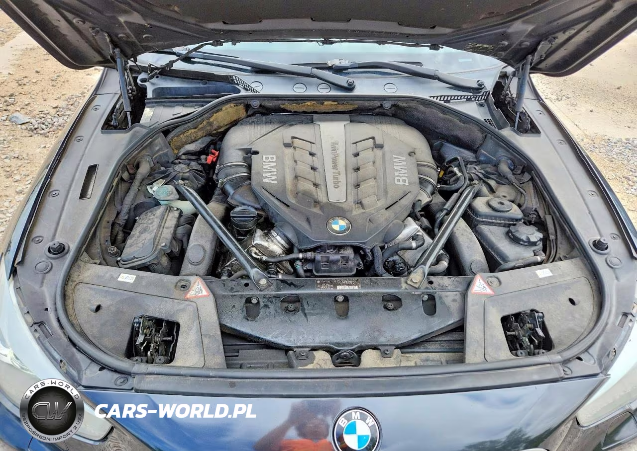 2012 BMW 550 Xigt VIN:WBASP4C53CC341945 - 12