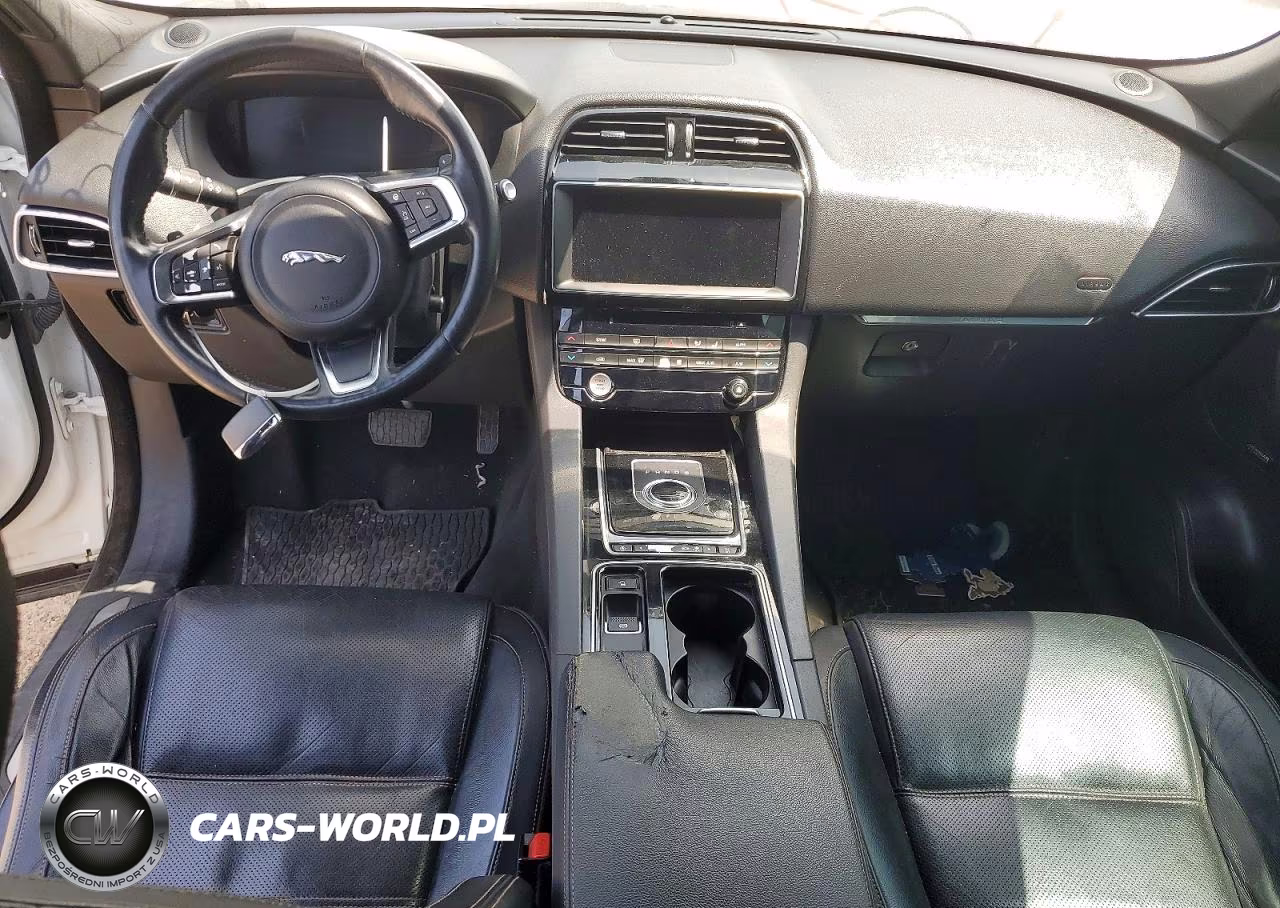 2018 Jaguar F-Pace Prestige VIN:SADCK2FX5JA282644 - 8