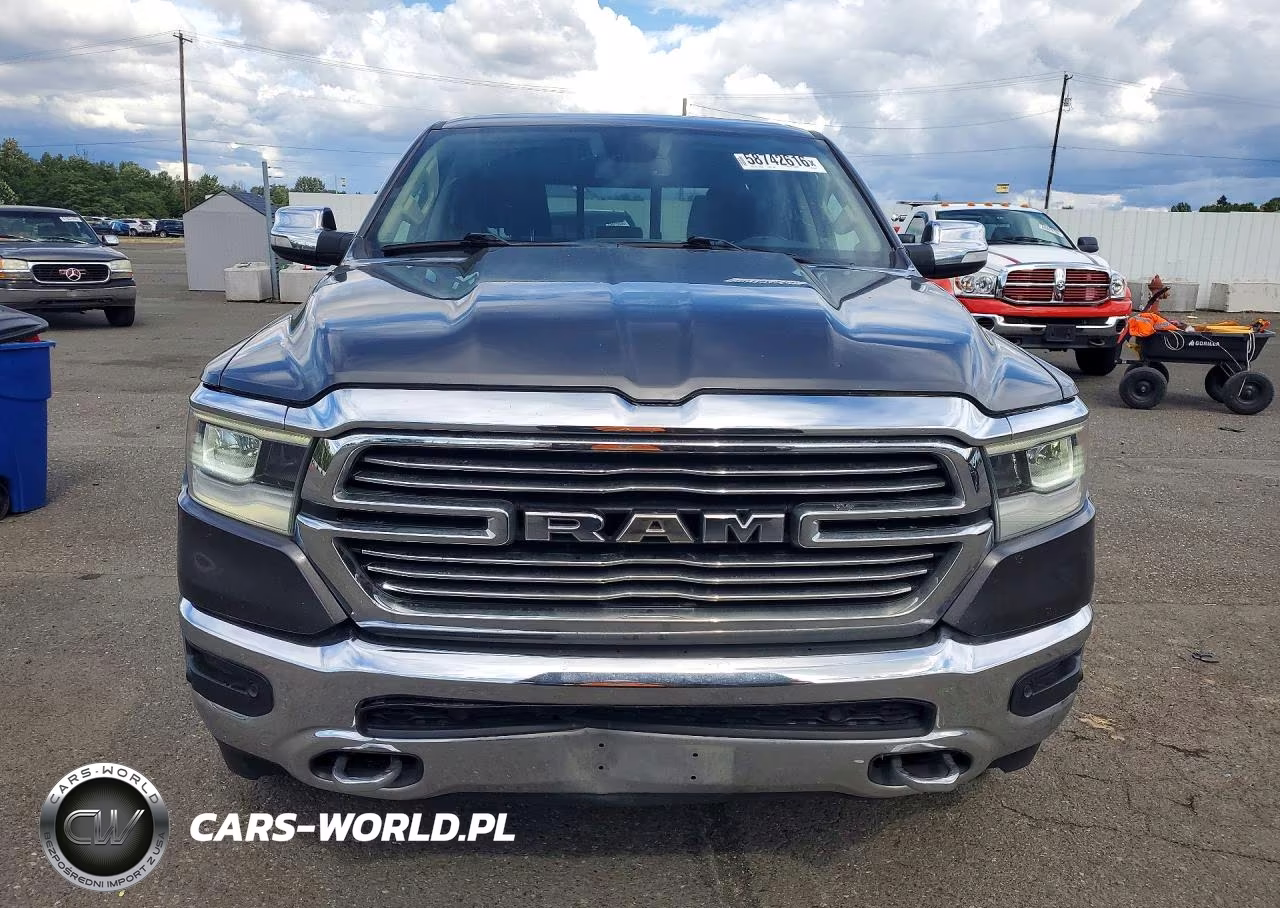 2019 Ram 1500 Laramie VIN:1C6SRFJT9KN862771 - 5