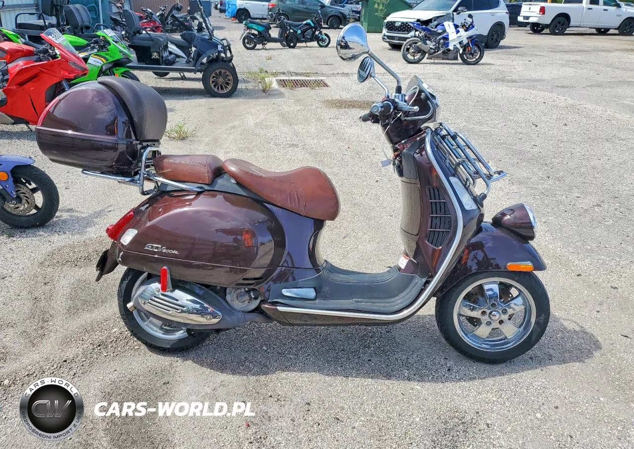 2013 Vespa Gts 300 Super – zdjęcie 1 z 9