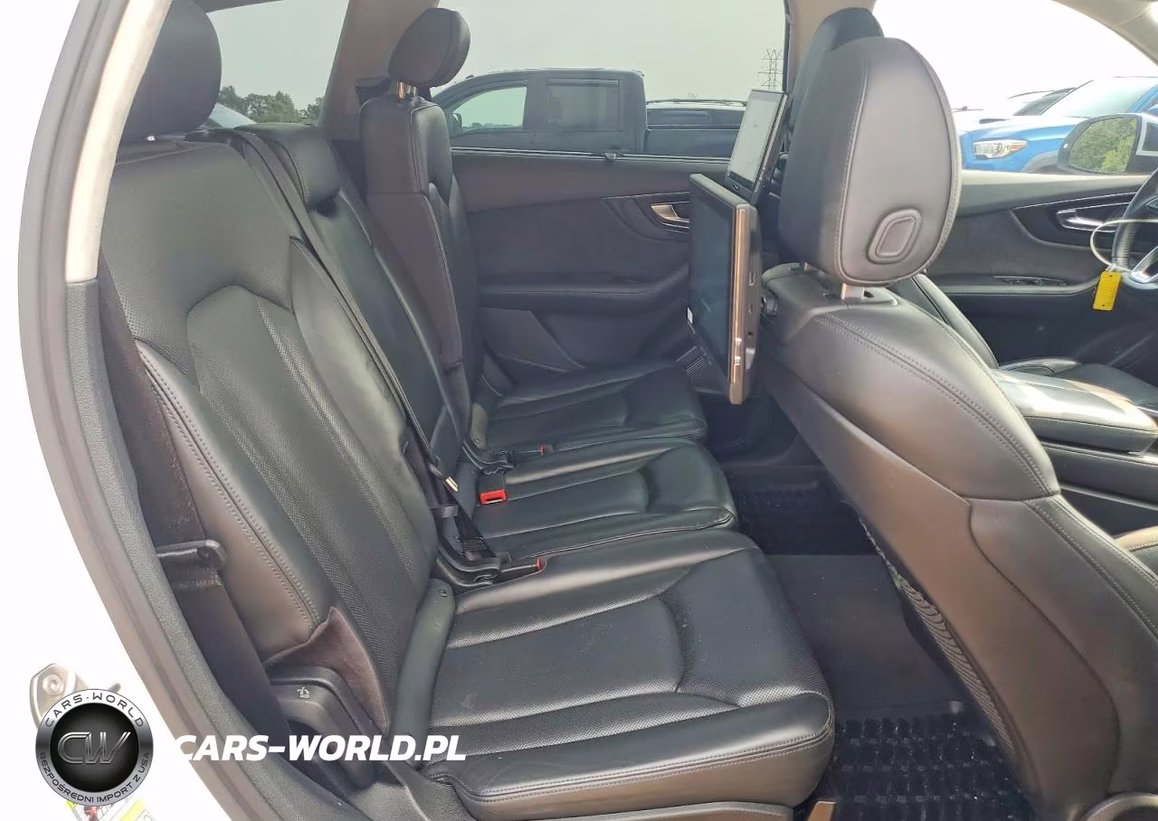2017 Audi Q7 Prestige VIN:WA1VABF76HD041749 - 11