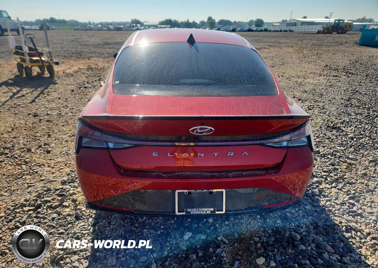 2021 Hyundai Elantra VIN:KMHLR4AF5MU139984 - 6