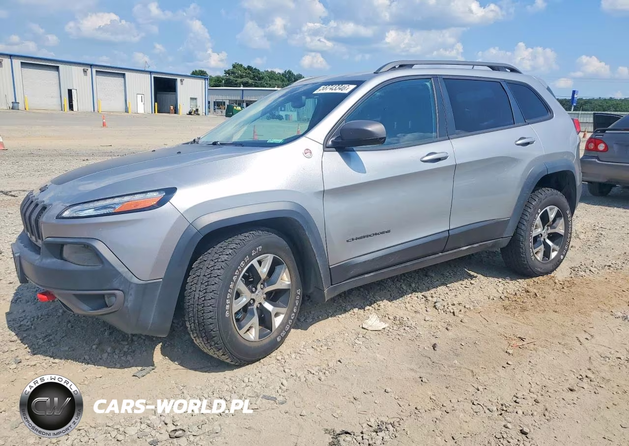 2015 Jeep Cherokee Trailhawk – zdjęcie 1 z 13