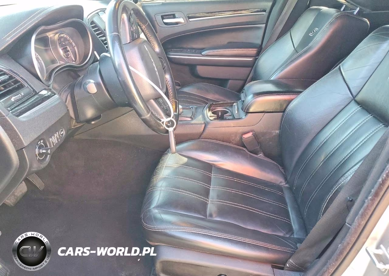 2021 Chrysler 300 S VIN:2C3CCABG2MH520081 - 7