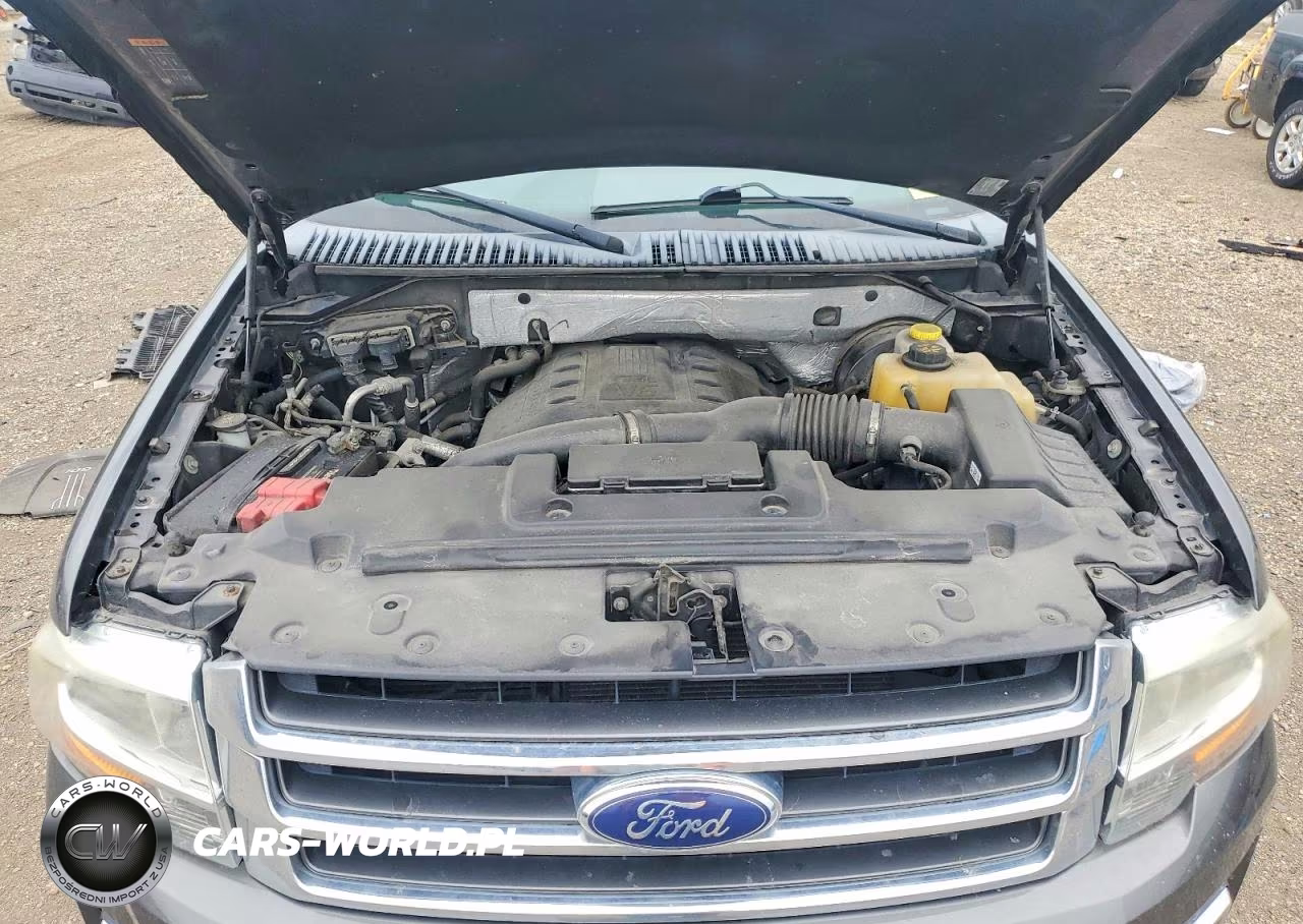 2017 Ford Expedition Xlt VIN:1FMJU1HT4HEA14619 - 12