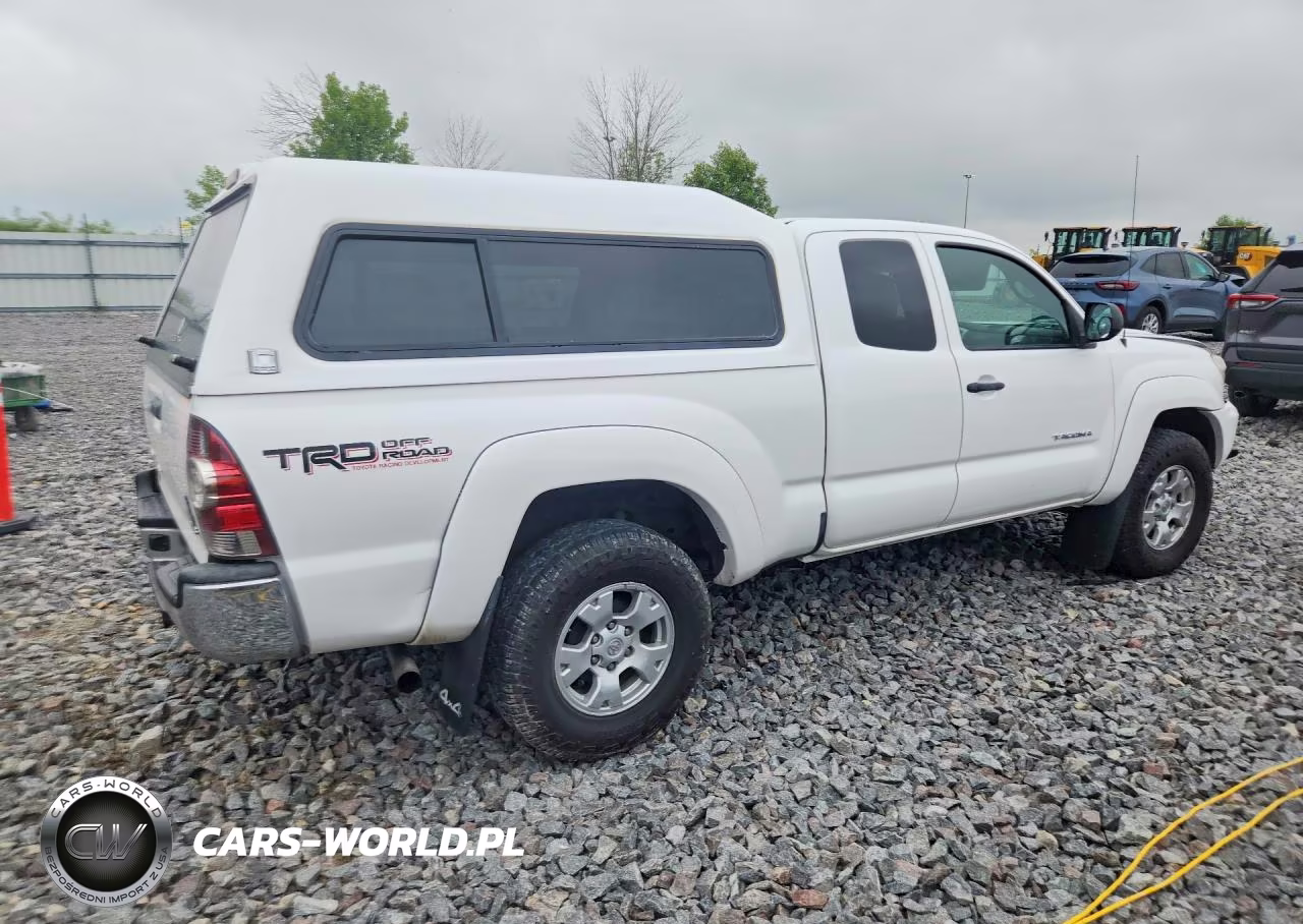 2012 Toyota Tacoma V6 VIN:5TFUU4EN4CX042104 - 3