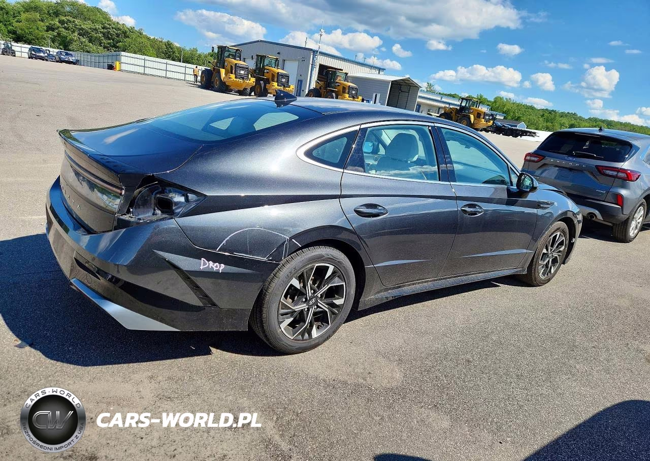 2024 Hyundai Sonata Sel VIN:KMHL64JA9RA411863 - 3
