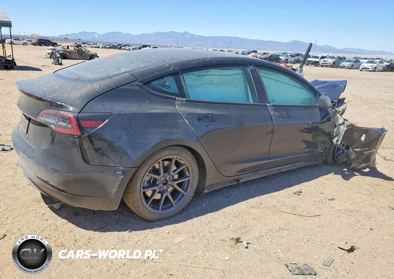 2023 Tesla Model 3 VIN:5YJ3E1EAXPF454712 - 3