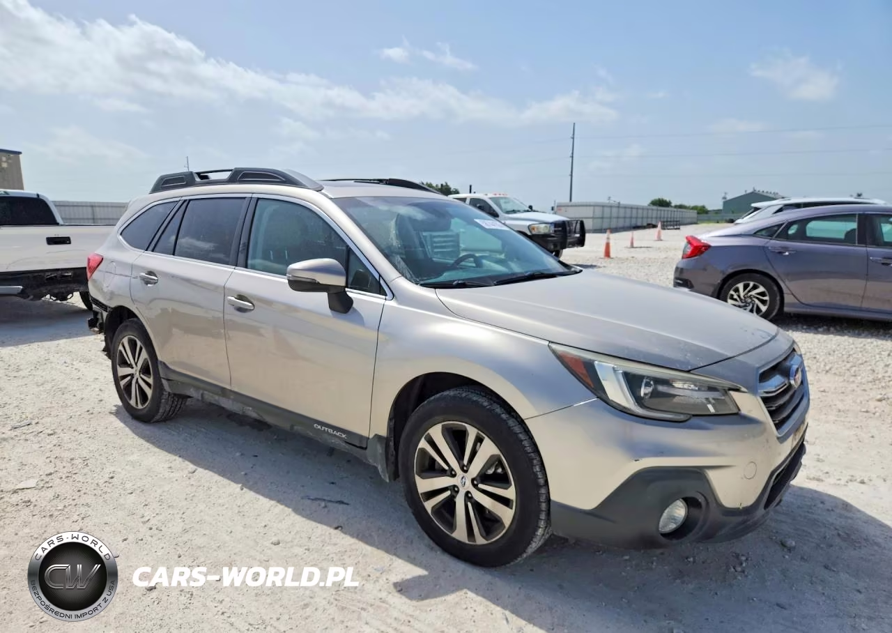 2018 Subaru Outback 2.5I Limited VIN:4S4BSANC8J3287742 - 4