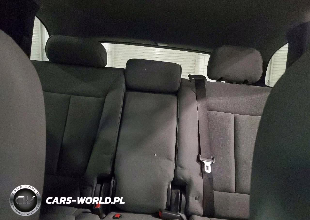 2012 Hyundai Santa Fe Gls VIN:5XYZGDAB2CG102084 - 10