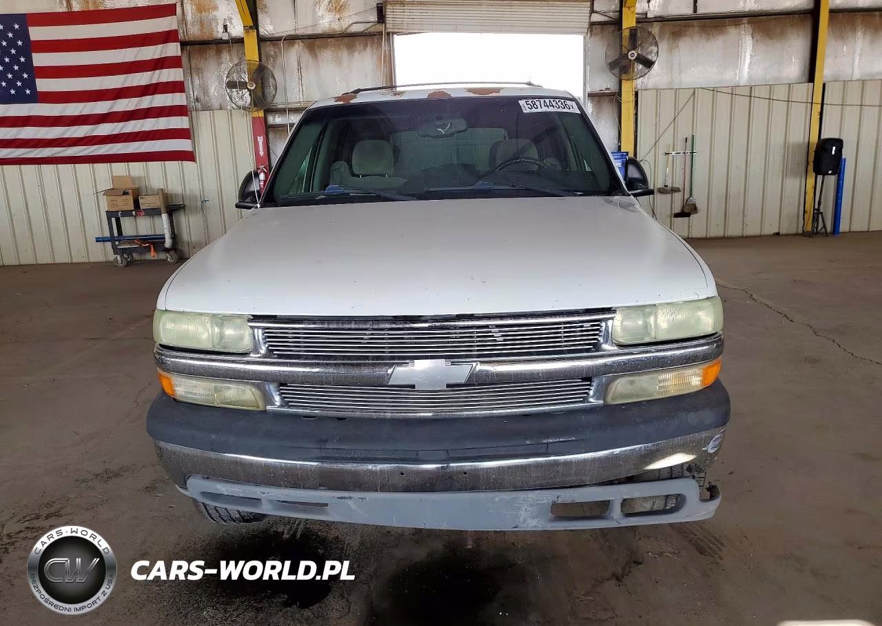 2004 Chevrolet Tahoe C1500 VIN:1GNEC13V94J108330 - 5