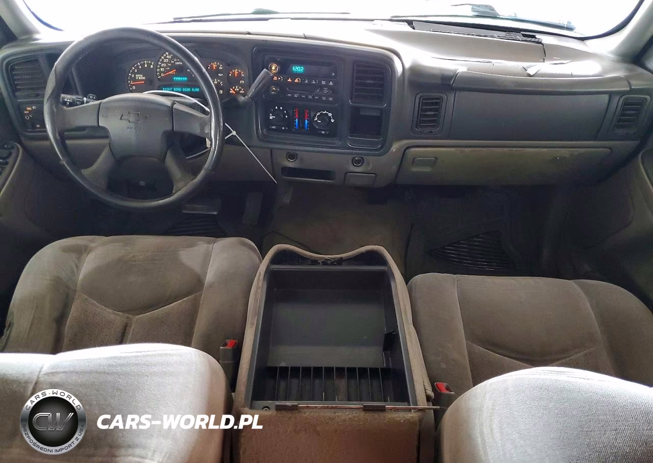 2004 Chevrolet Tahoe C1500 VIN:1GNEC13V94J108330 - 8