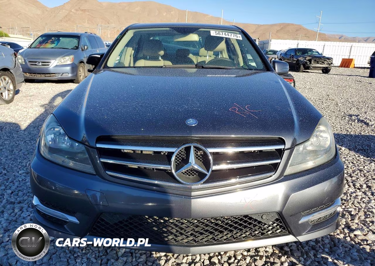 2014 Mercedes-Benz C 300 4Matic VIN:WDDGF8AB2EA942134 - 5