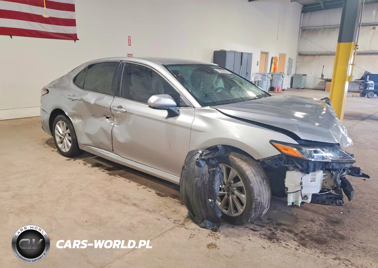 2021 Toyota Camry Le VIN:4T1C11AK5MU563135 - 4