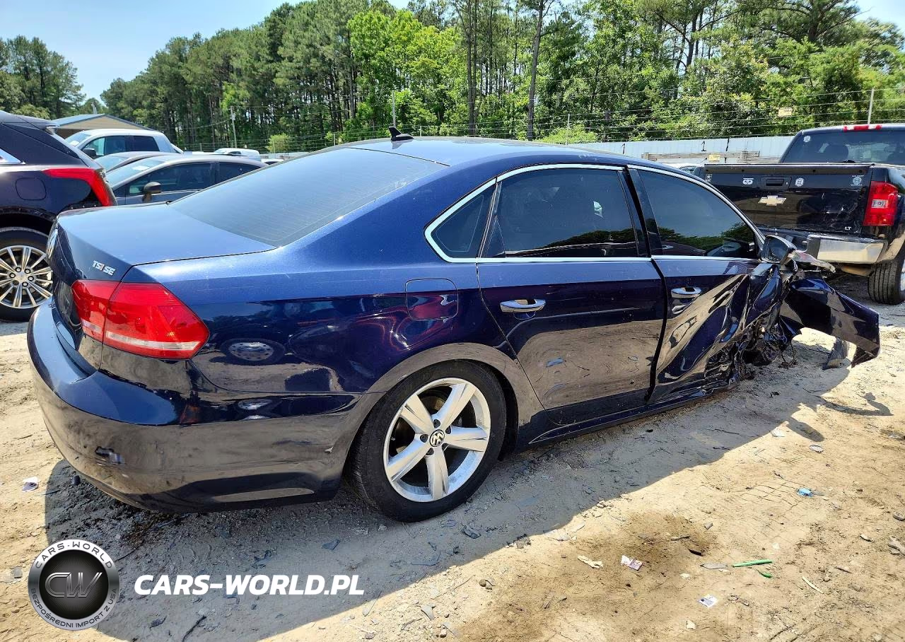 2015 Volkswagen Passat Se VIN:1VWBT7A37FC008831 - 3