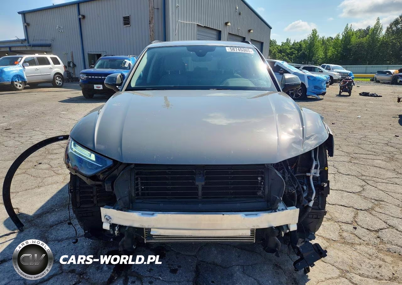 2023 Audi Q5 Premium Plus 45 VIN:WA1EAAFY5P2061875 - 5