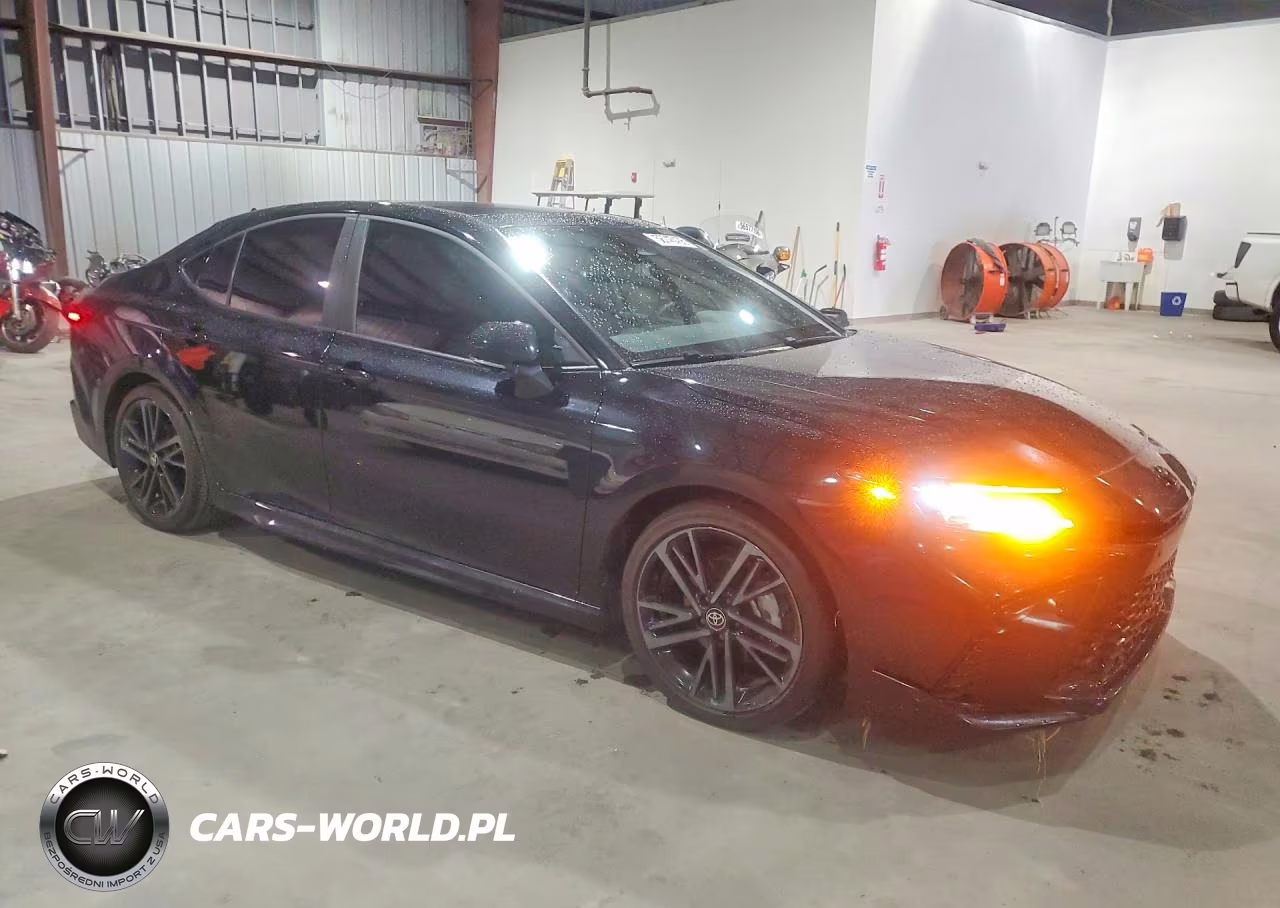 2025 Toyota Camry Xse VIN:4T1DAACK3SU630927 - 4