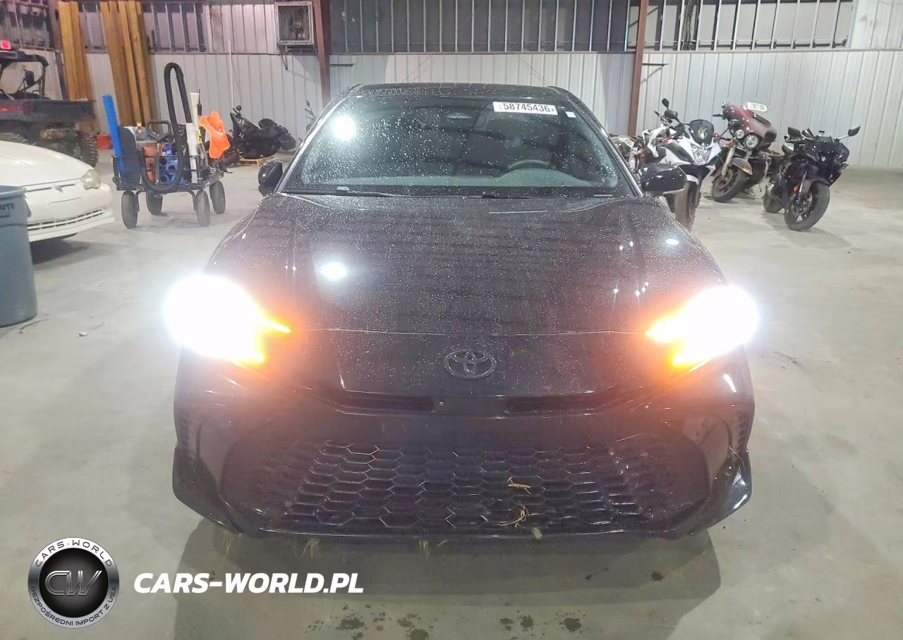 2025 Toyota Camry Xse VIN:4T1DAACK3SU630927 - 5