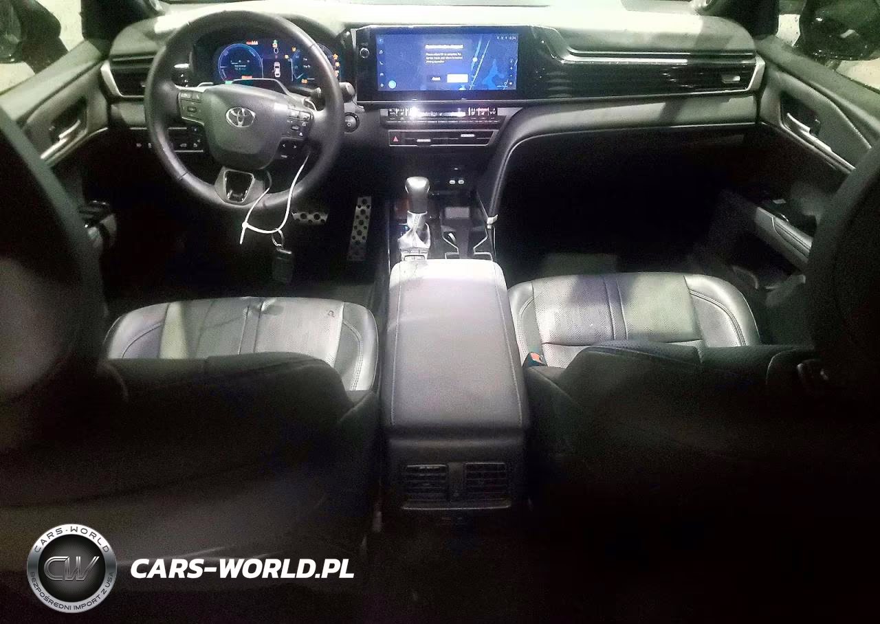 2025 Toyota Camry Xse VIN:4T1DAACK3SU630927 - 8