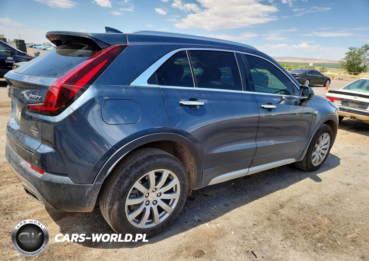2020 Cadillac Xt4 Premium Luxury VIN:1GYFZDR44LF018266 - 3