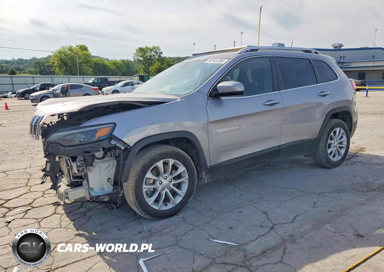 2019 Jeep Cherokee Latitude – zdjęcie 1 z 13