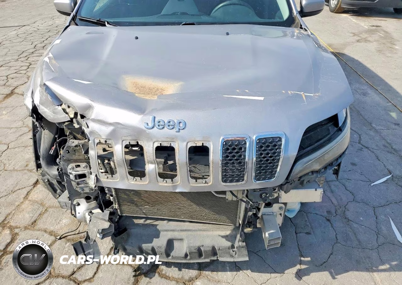 2019 Jeep Cherokee Latitude VIN:1C4PJLCX9KD439747 - 12