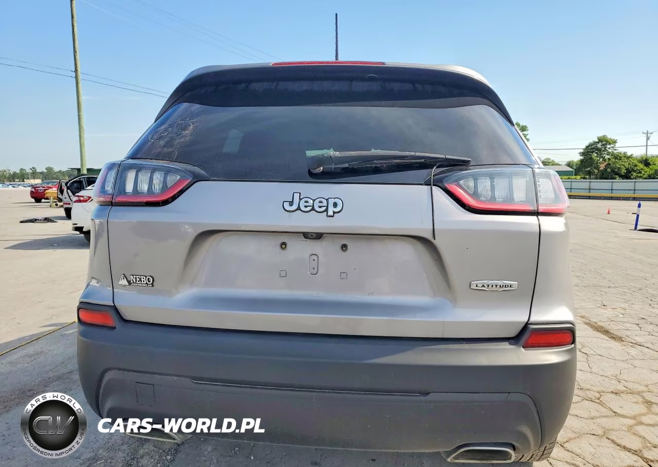 2019 Jeep Cherokee Latitude VIN:1C4PJLCX9KD439747 - 6